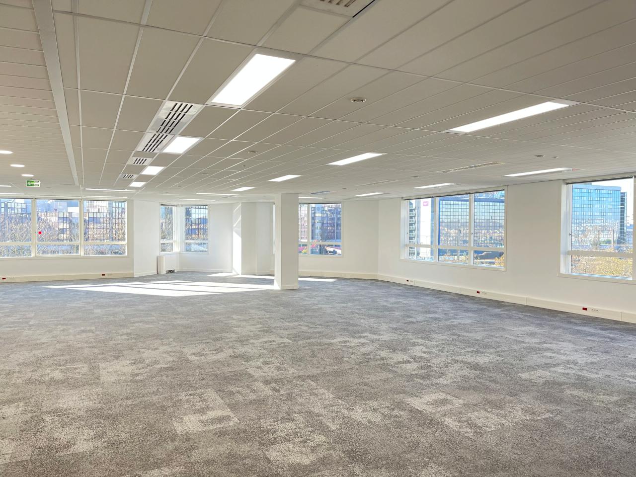 Bureau Fontenay-sous-Bois 1386m² Location bureau Fontenay-sous-Bois Val-de-Marne OLBUR2107351 2